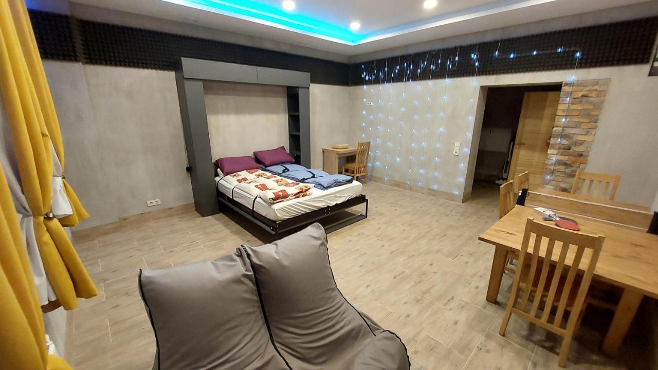 Апартаменты Fun And Chill Patalpu Ir Pirties Nuoma Вильнюс Экстерьер фото